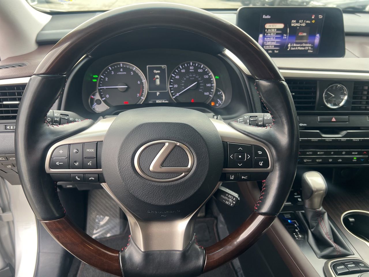 Used 2018 Lexus RX 350L FWD w/ Premium Package image 28