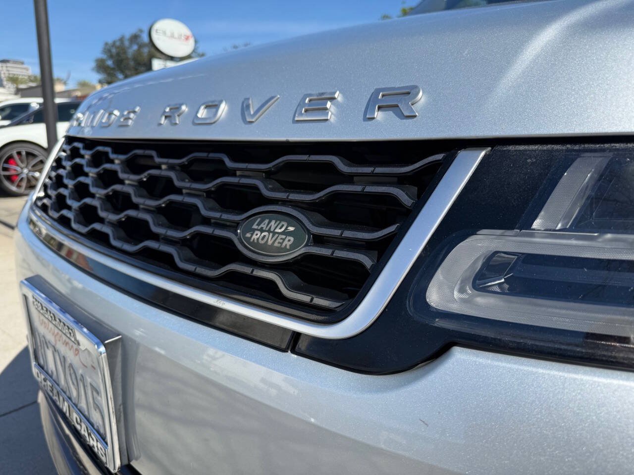 Used 2018 Land Rover Range Rover Sport HSE AWD/4WD image 17
