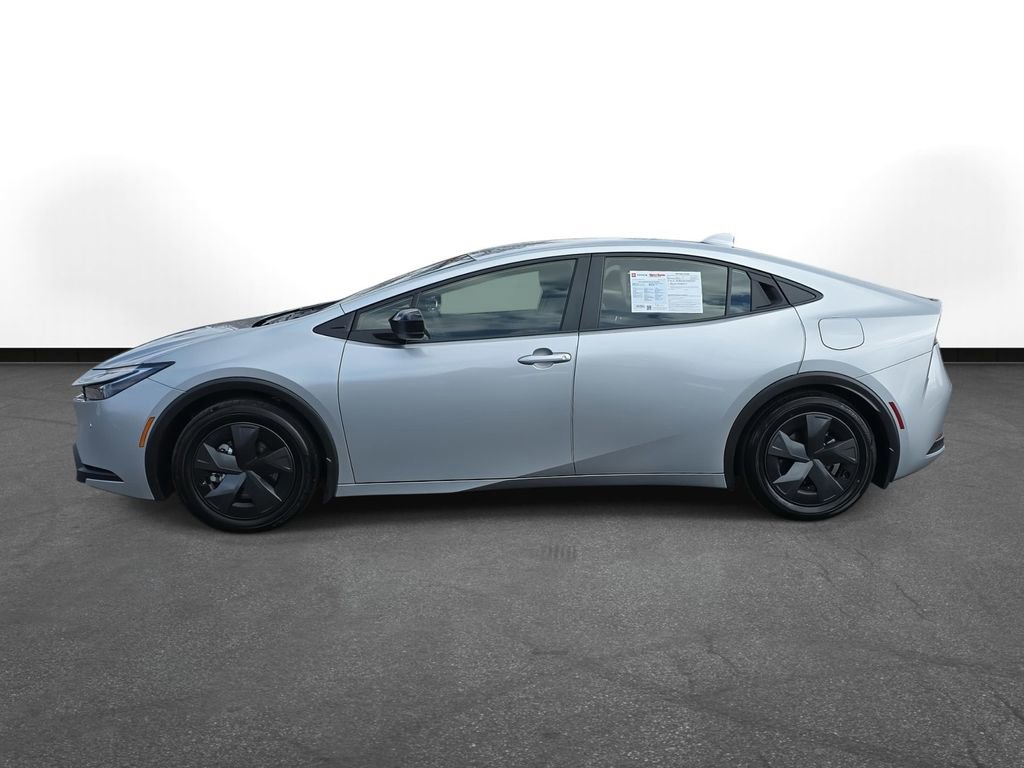 Used 2025 Toyota Prius Plug-In Hybrid image 9