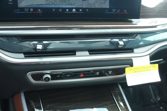 Used 2025 BMW X5 xDrive40i w/ Executive Package image 16