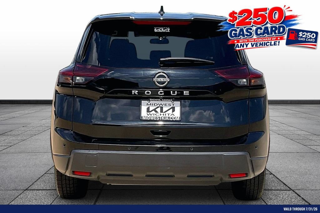 Used 2024 Nissan Rogue S FWD image 4