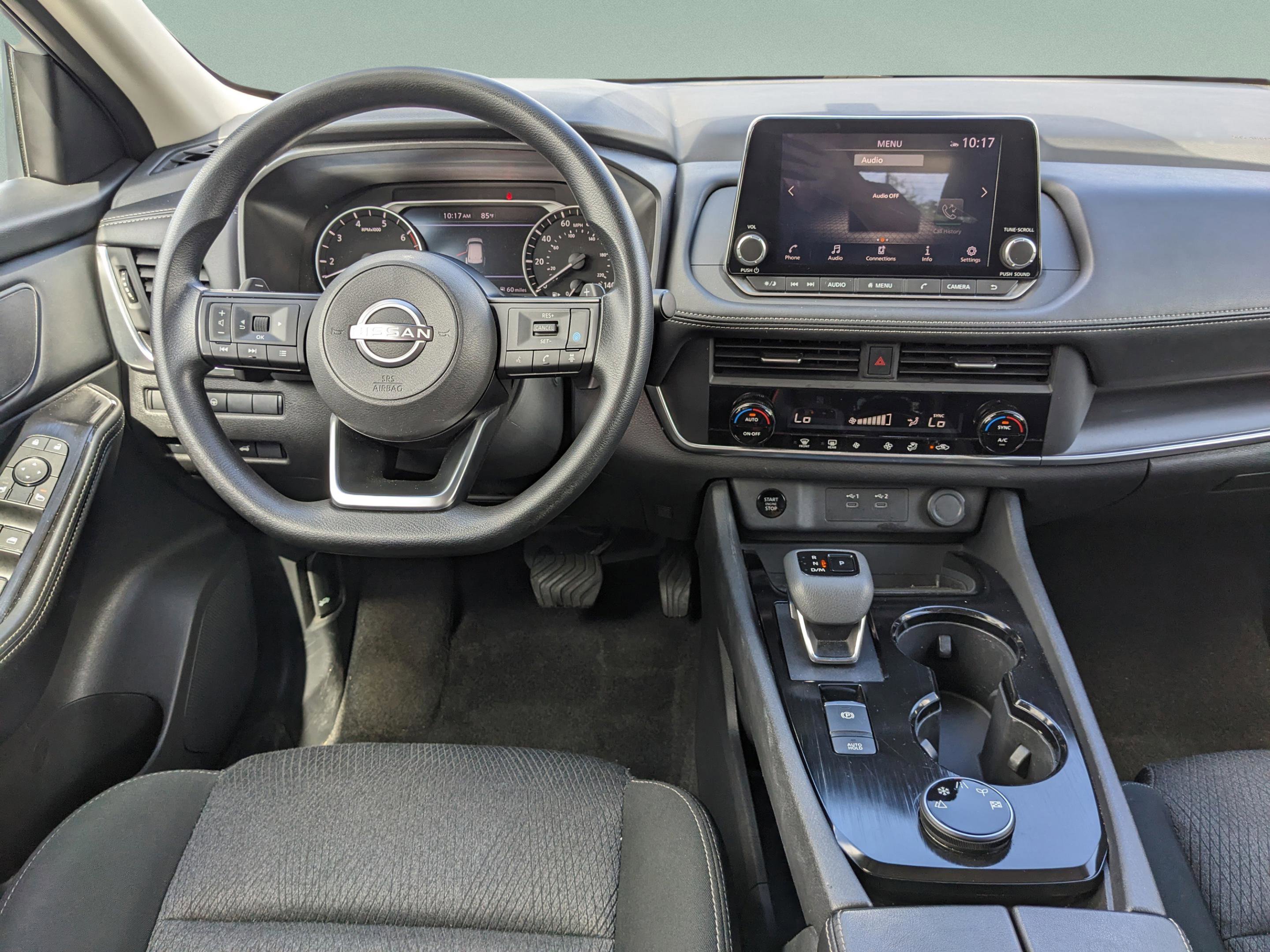 Used 2024 Nissan Rogue SV image 18