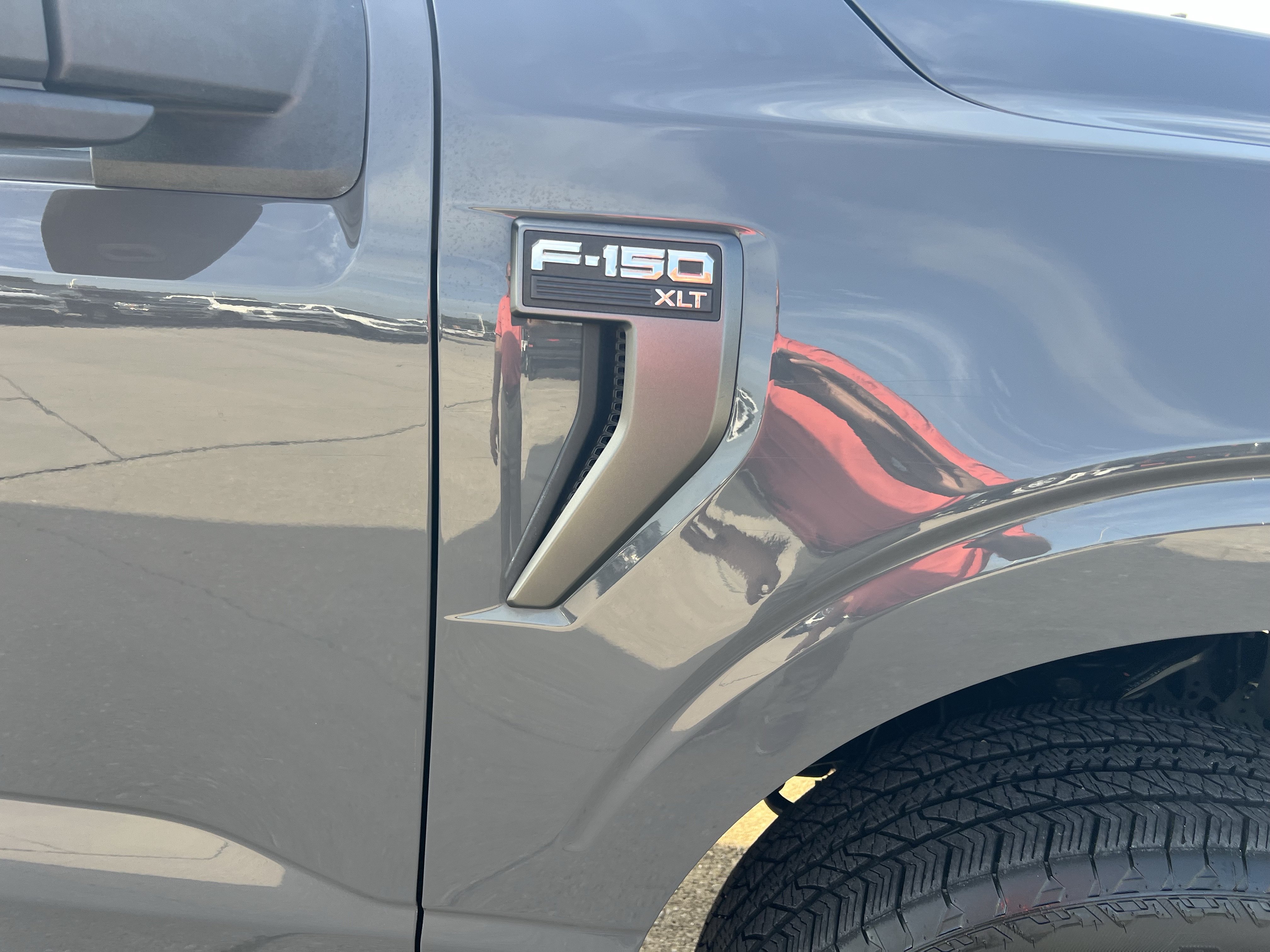 Used 2021 Ford F150 XLT w/ Equipment Group 302A High AWD/4WD image 3
