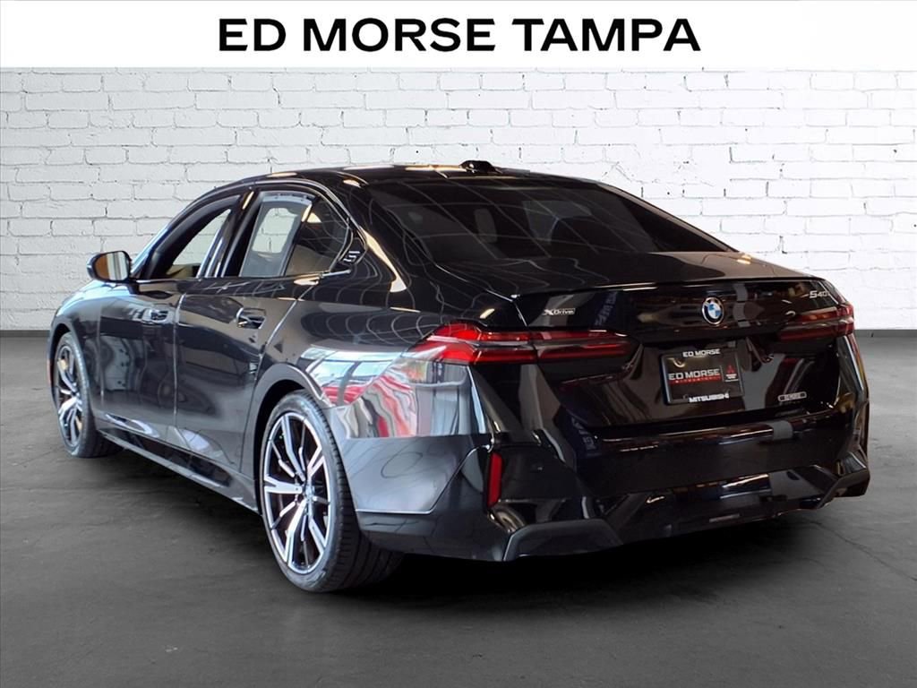 Used 2024 BMW 540i xDrive w/ Executive Package AWD/4WD image 3