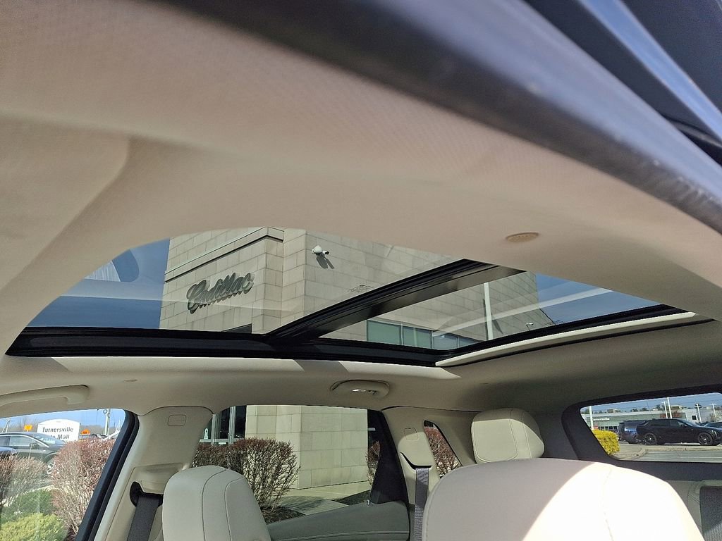 Certified 2021 Cadillac XT5 Premium Luxury image 15