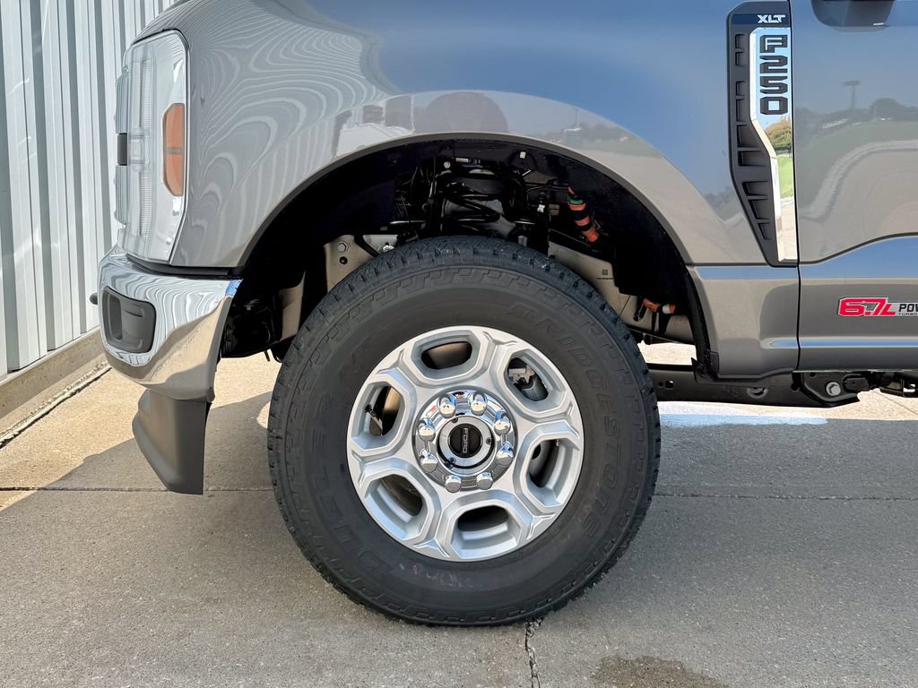 New 2026 Ford F250 XLT AWD/4WD image 33