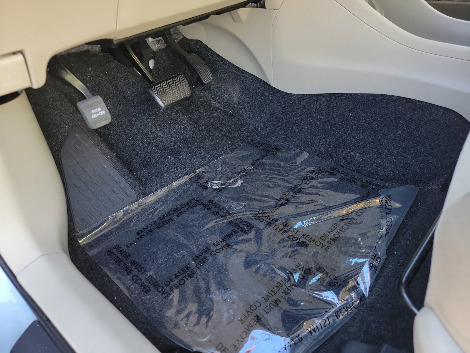 Used 2013 Toyota Prius V Two FWD image 16