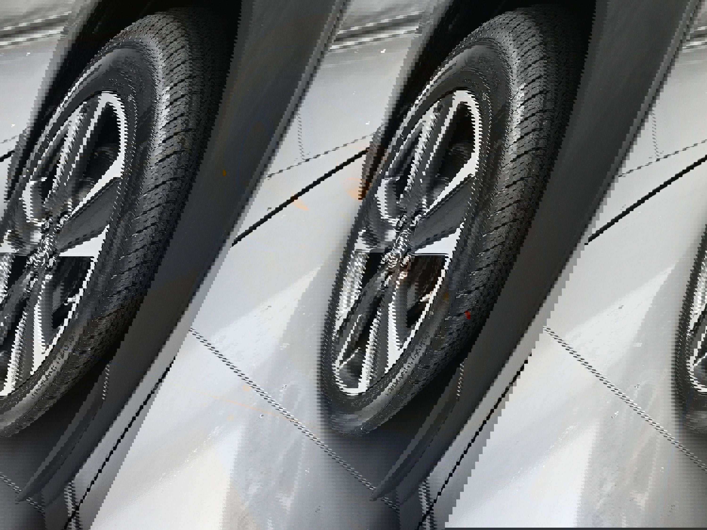 Used 2021 Lexus UX 250h w/ Premium Package image 34