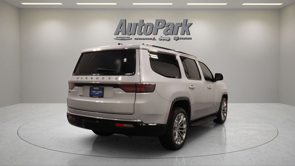 Certified 2024 Jeep Wagoneer 4WD image 9