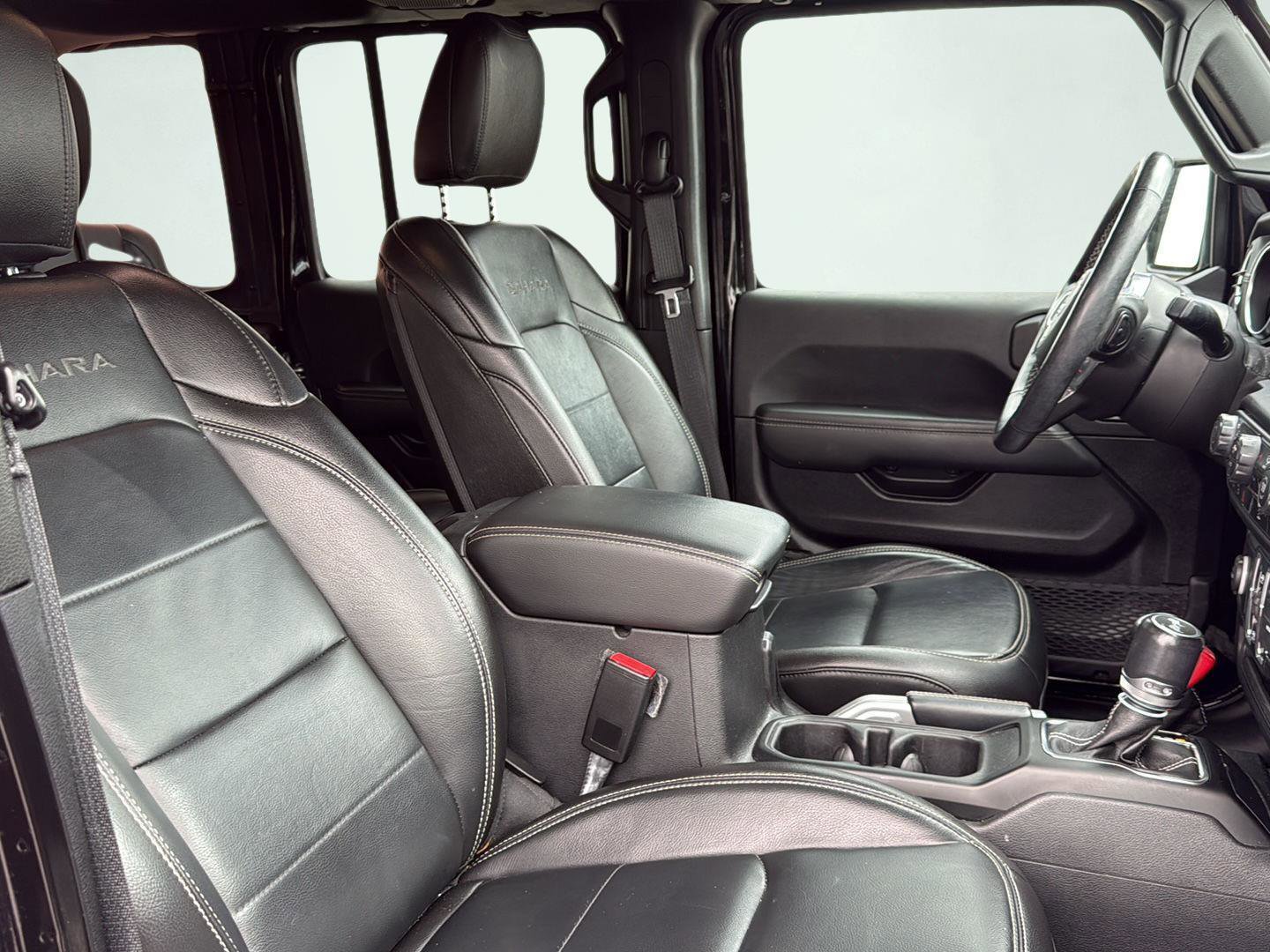 Used 2021 Jeep Wrangler Unlimited Sahara w/ Cold Weather Group image 30