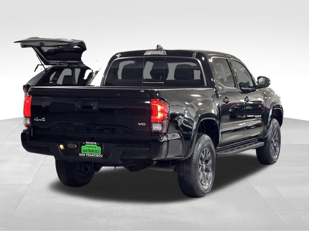 Used 2023 Toyota Tacoma SR5 w/ Technology Package AWD/4WD image 5
