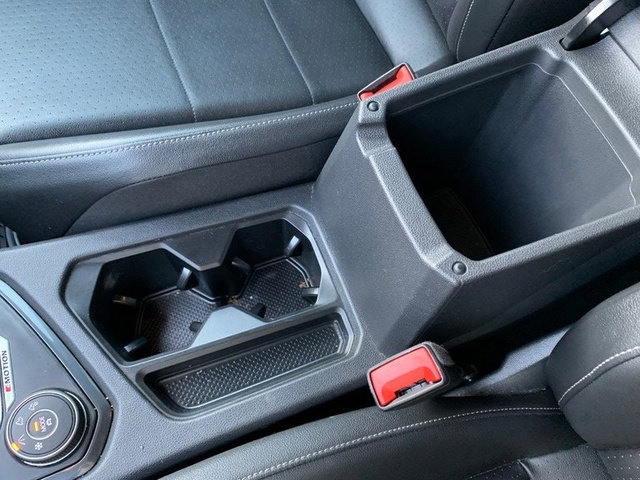 Used 2018 Volkswagen Tiguan SE w/ 18" Alloy Wheels Package image 27