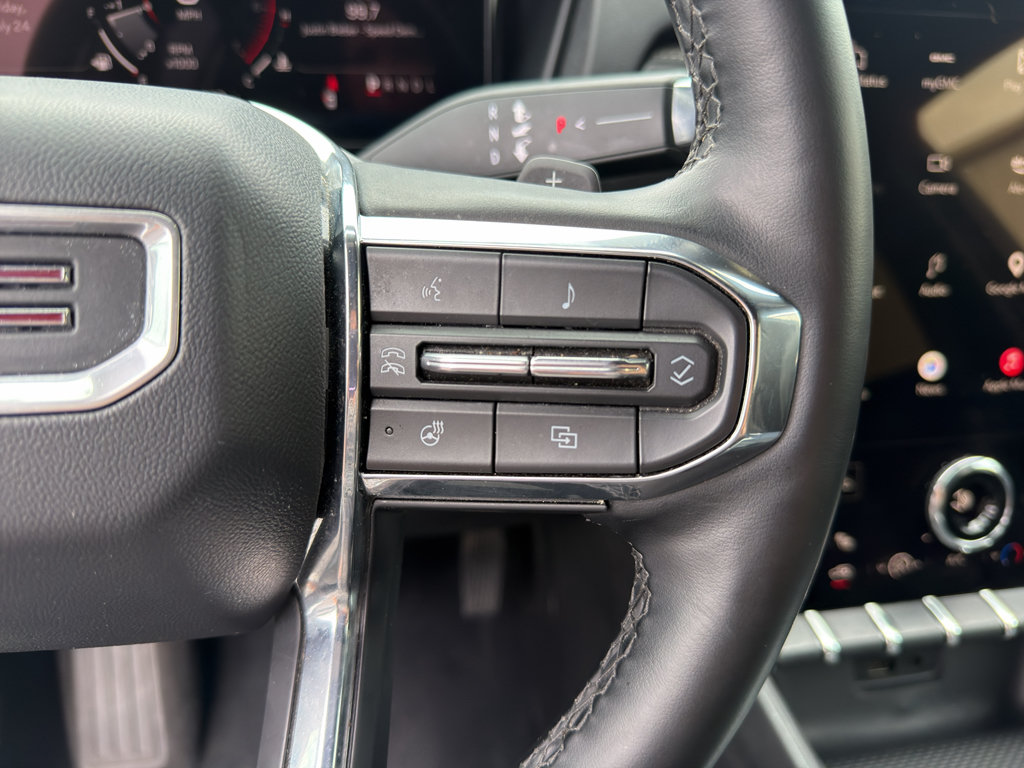 Used 2025 GMC Terrain Elevation FWD image 8