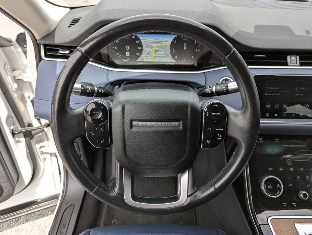 Used 2020 Land Rover Range Rover Evoque SE AWD/4WD image 16