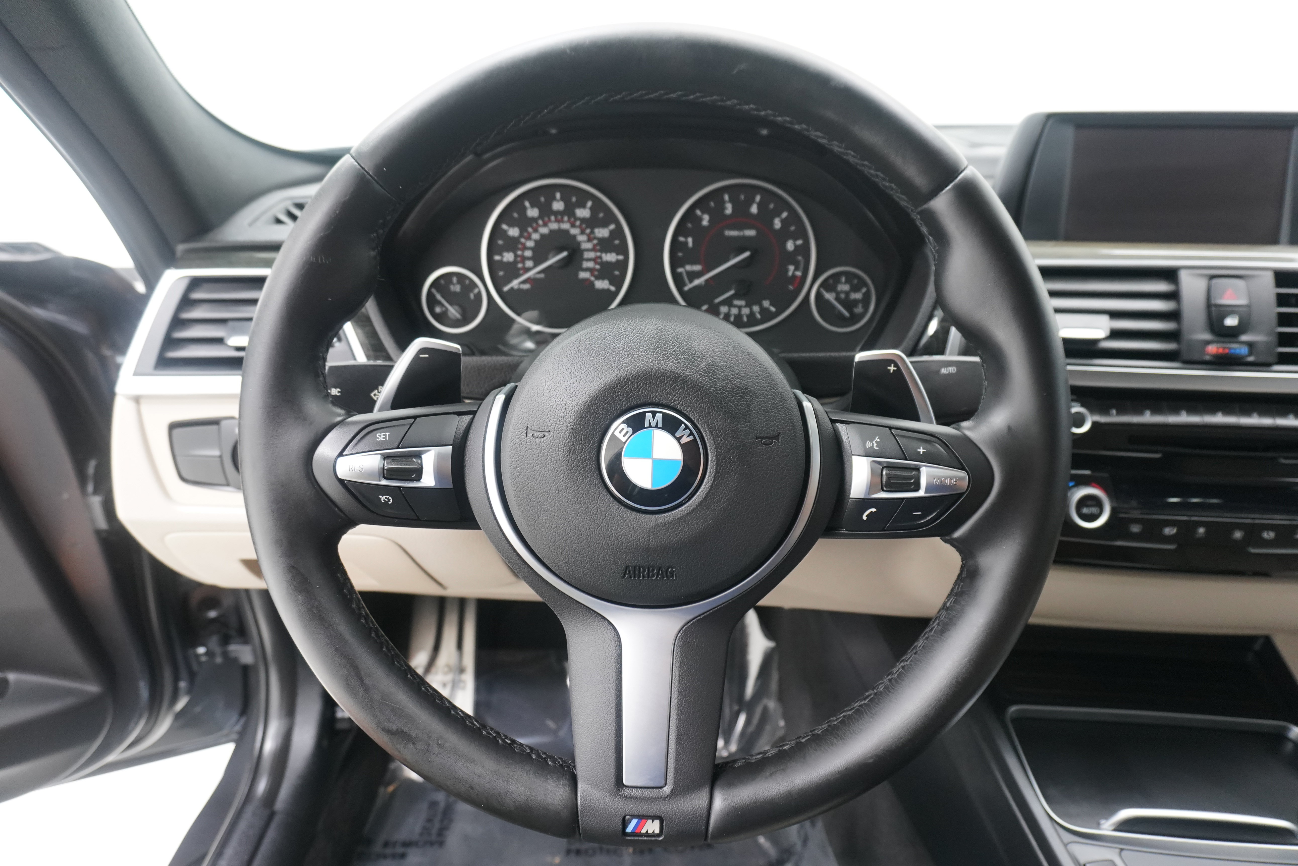 Used 2018 BMW 340i Sedan w/ Track Handling Package RWD image 17