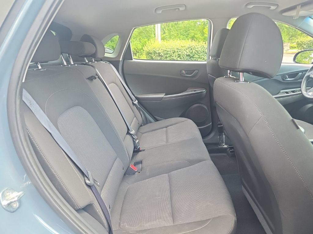 Used 2022 Hyundai Kona SEL AWD/4WD image 29