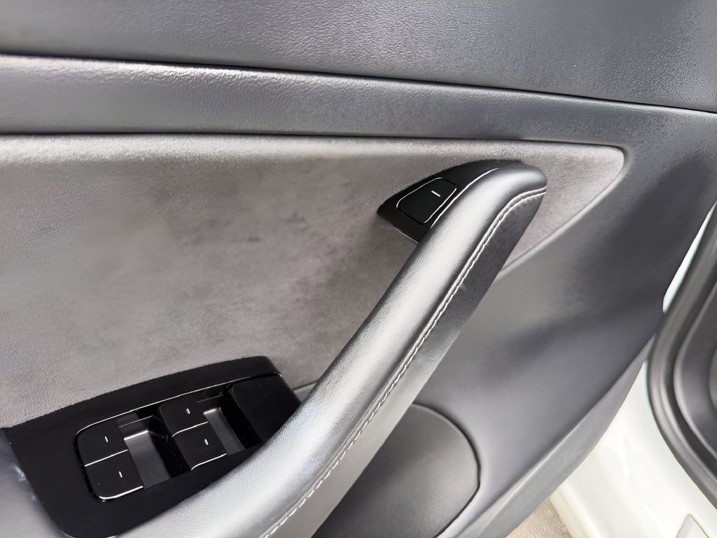 Used 2020 Tesla Model 3 Long Range AWD/4WD image 17