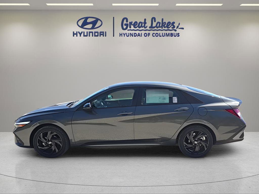 New 2026 Hyundai Elantra Sport FWD image 2