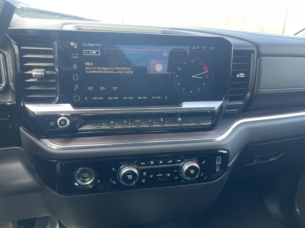 Used 2024 GMC Sierra 1500 SLT AWD/4WD image 19