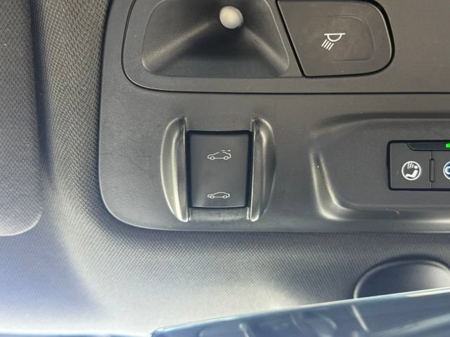 Used 2022 Chevrolet Camaro SS RWD image 28