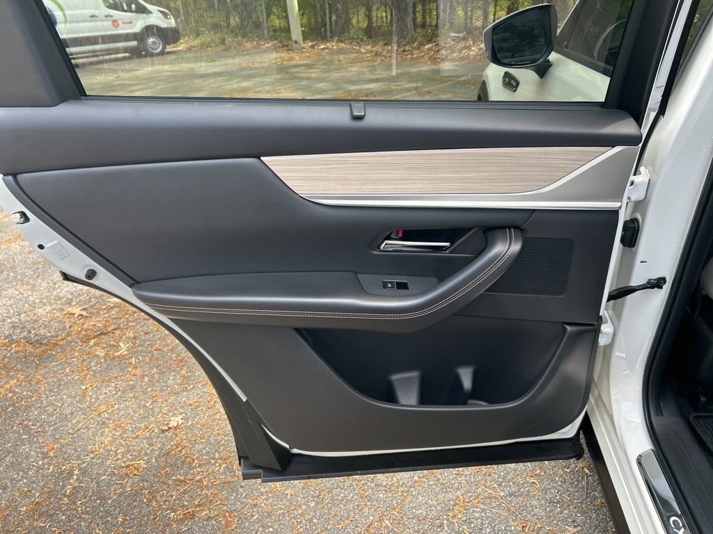 Used 2025 MAZDA CX-90 3.3 Turbo w/ Preferred Package image 27