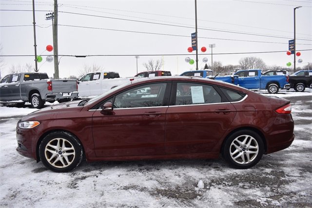 Used 2015 Ford Fusion SE image 6