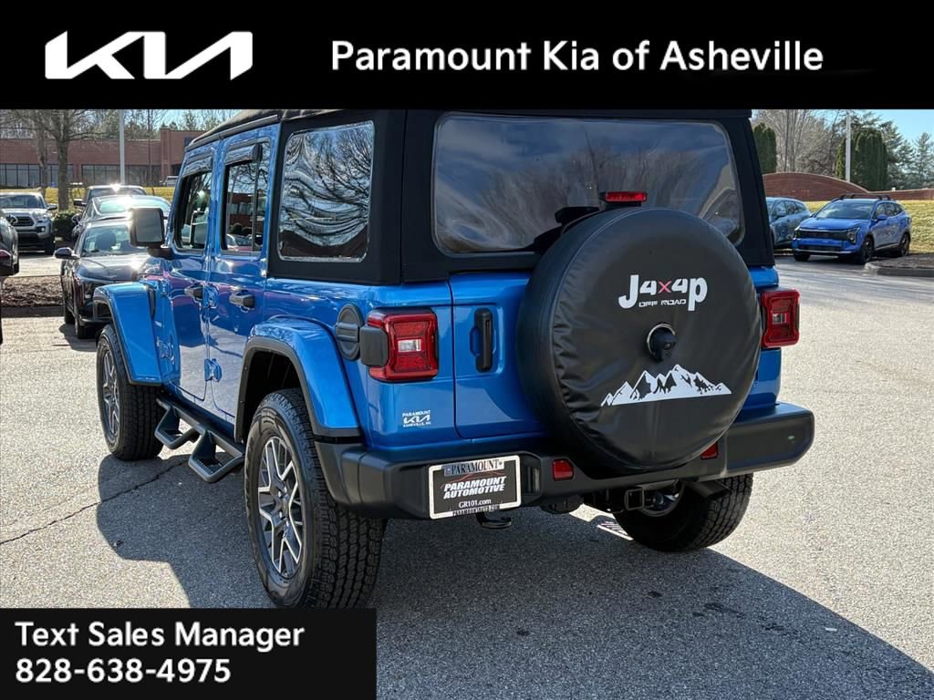 Used 2024 Jeep Wrangler Sahara image 4