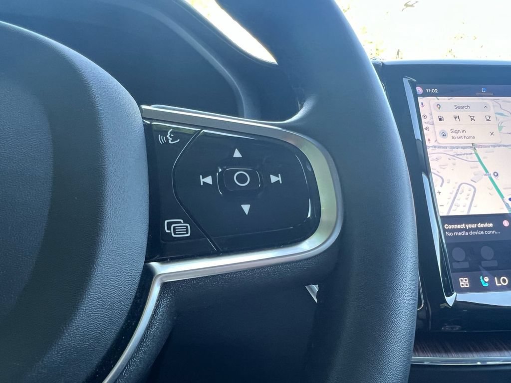 Certified 2023 Volvo XC60 B5 Ultimate AWD/4WD image 13
