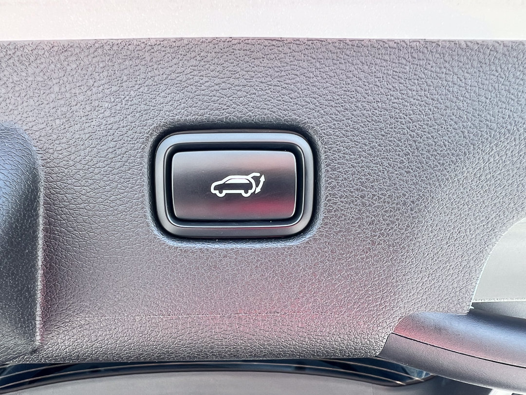 Used 2024 Kia Sportage X-Line w/ X-Line Premium Package AWD/4WD image 8