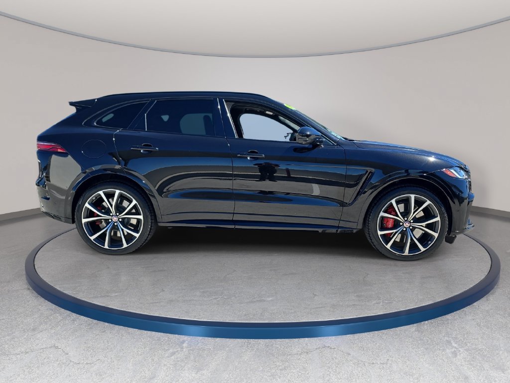 Used 2022 Jaguar F-PACE SVR AWD/4WD image 5