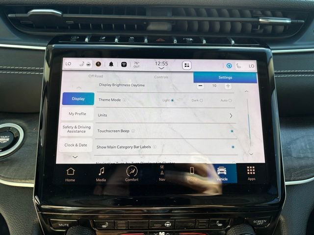 Used 2022 Jeep Grand Cherokee L Limited image 17