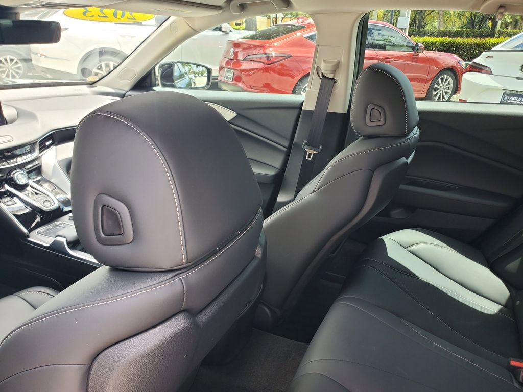 Used 2023 Acura TLX w/ Technology Package FWD image 10