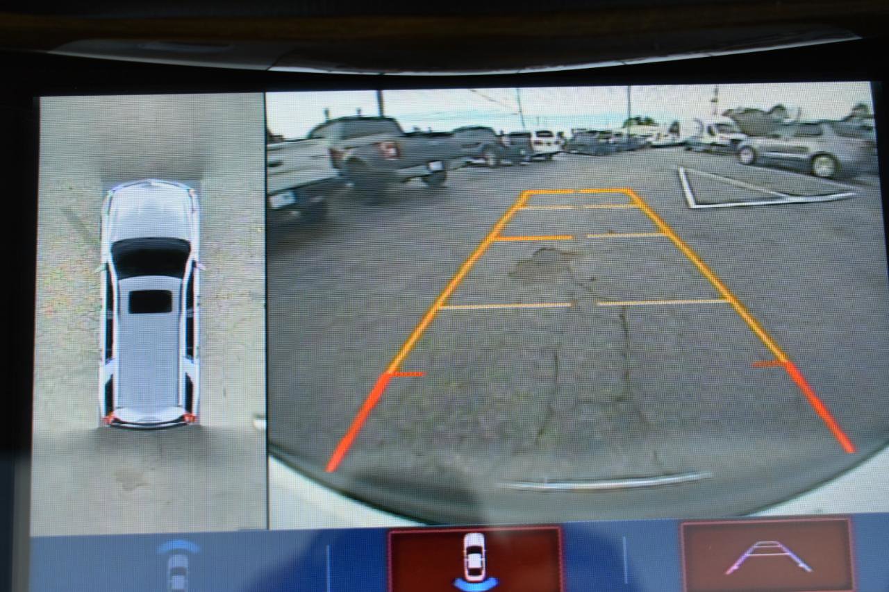 Used 2020 Cadillac Escalade ESV Premium Luxury AWD/4WD image 22