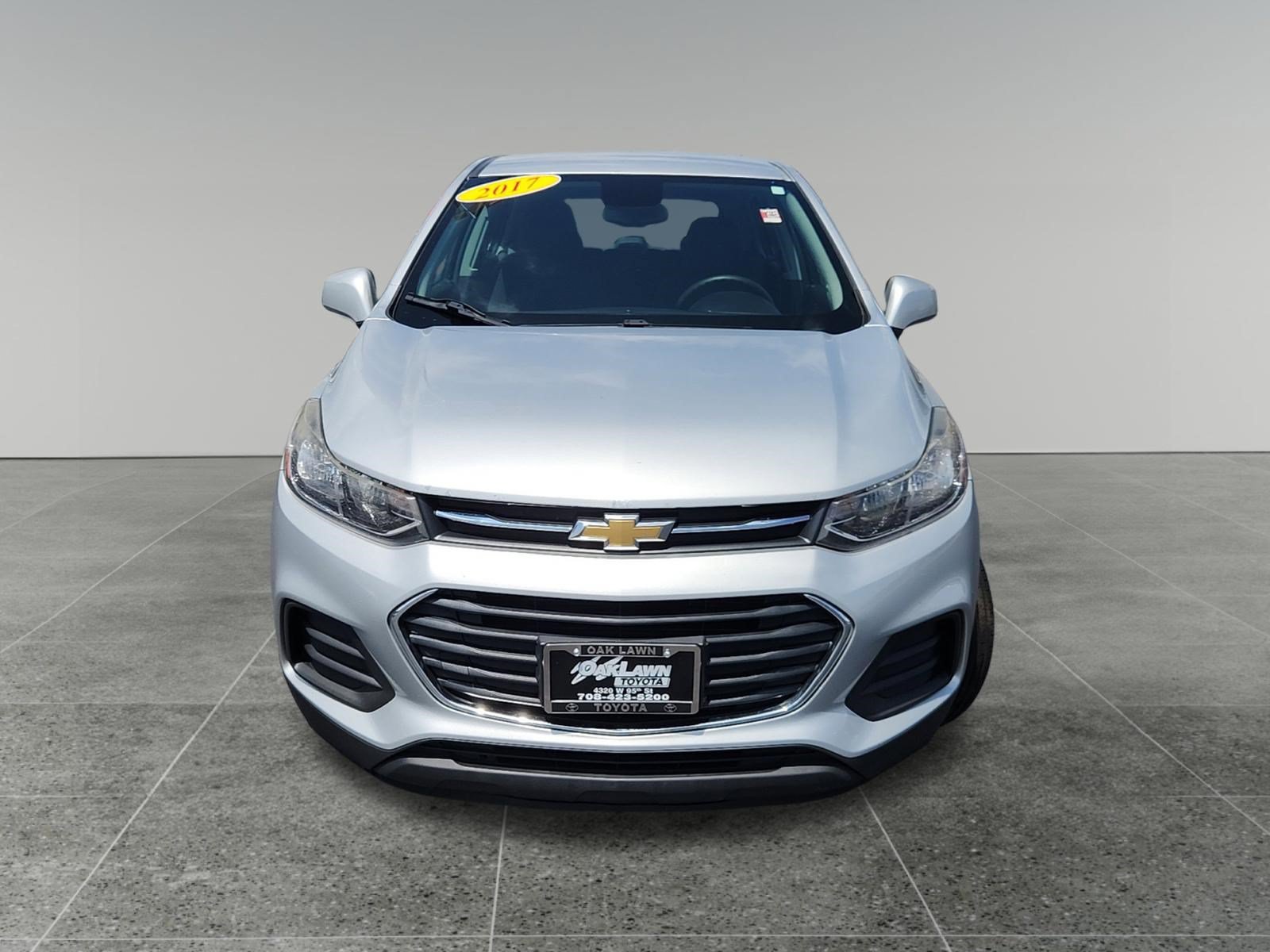 Used 2017 Chevrolet Trax LS FWD image 2