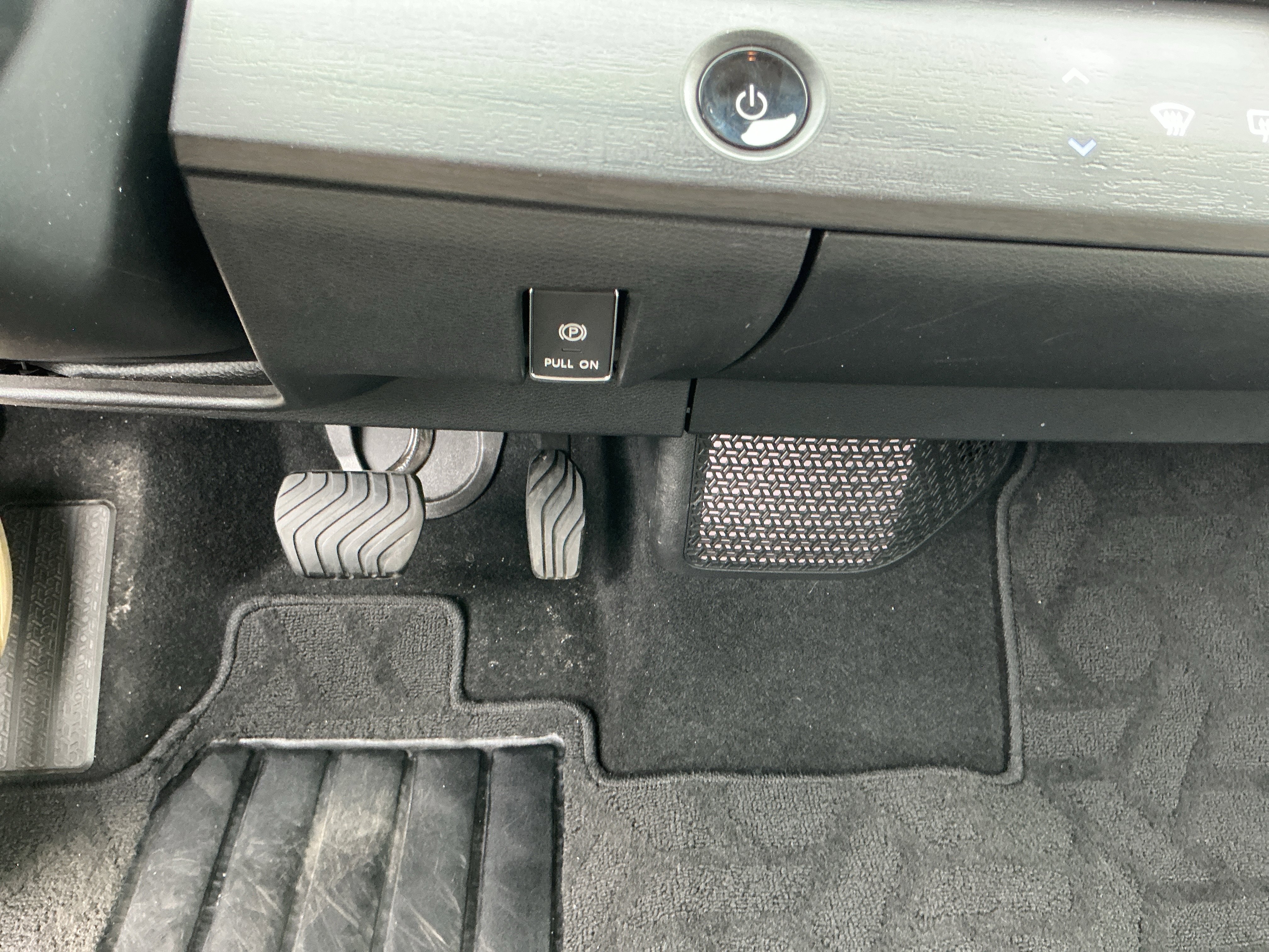 Certified 2023 Nissan Ariya FWD image 20