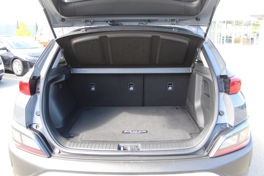 Used 2023 Hyundai Kona SEL w/ Cargo Package FWD image 10