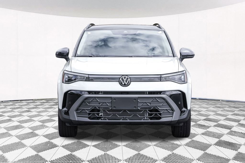 Used 2025 Volkswagen Taos SE image 8