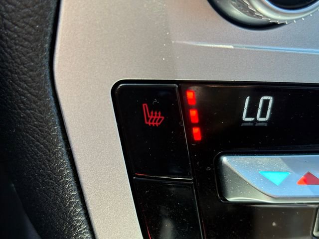 Used 2021 Ford Explorer XLT image 13