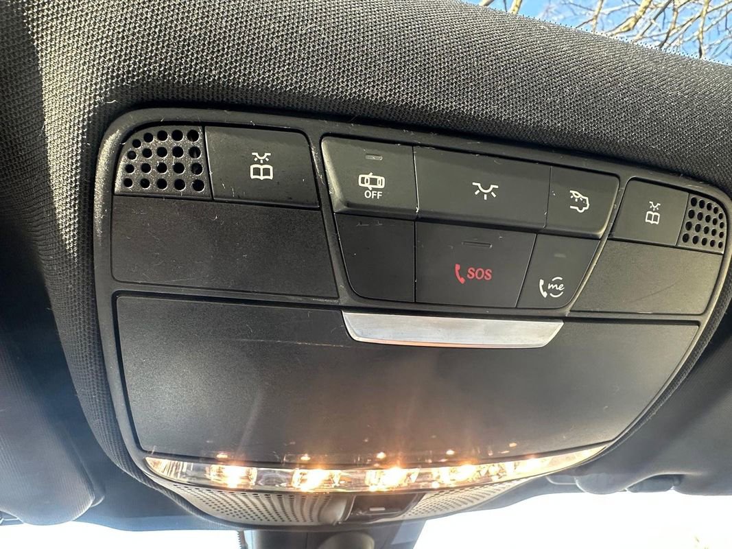 Used 2019 Mercedes-Benz E 300 4MATIC w/ Premium 1 Package image 18