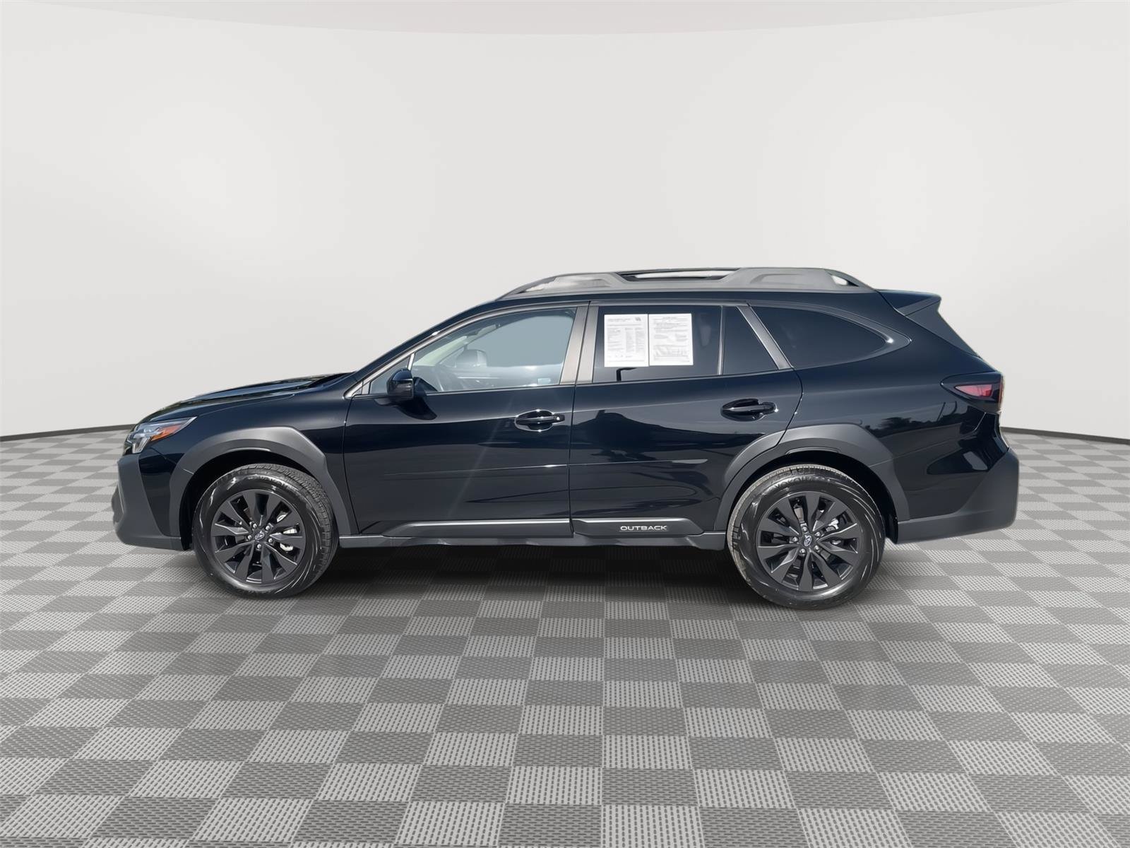 Certified 2025 Subaru Outback Onyx Edition XT AWD/4WD image 12