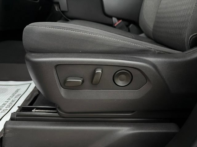 Used 2024 GMC Sierra 2500 SLE AWD/4WD image 11