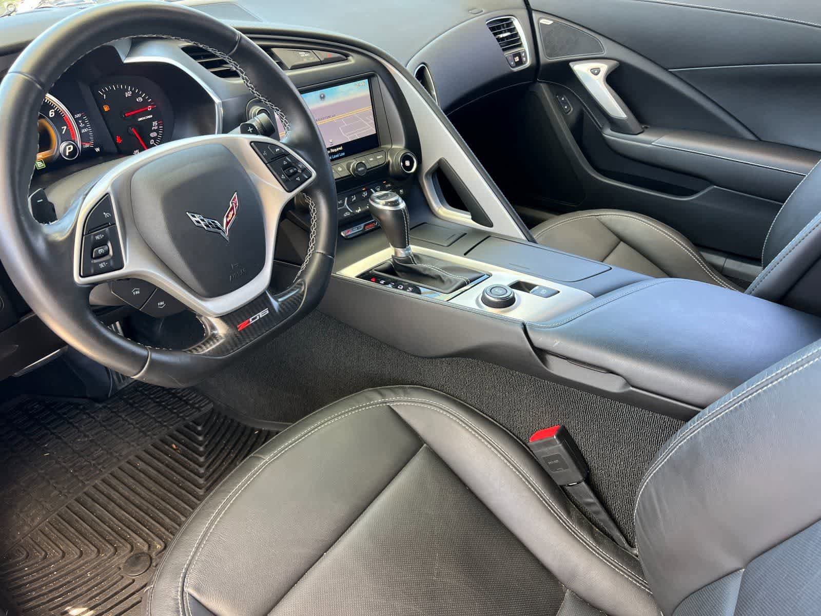 Used 2015 Chevrolet Corvette Z06 w/ 2LZ Preferred Equipment Group RWD image 12