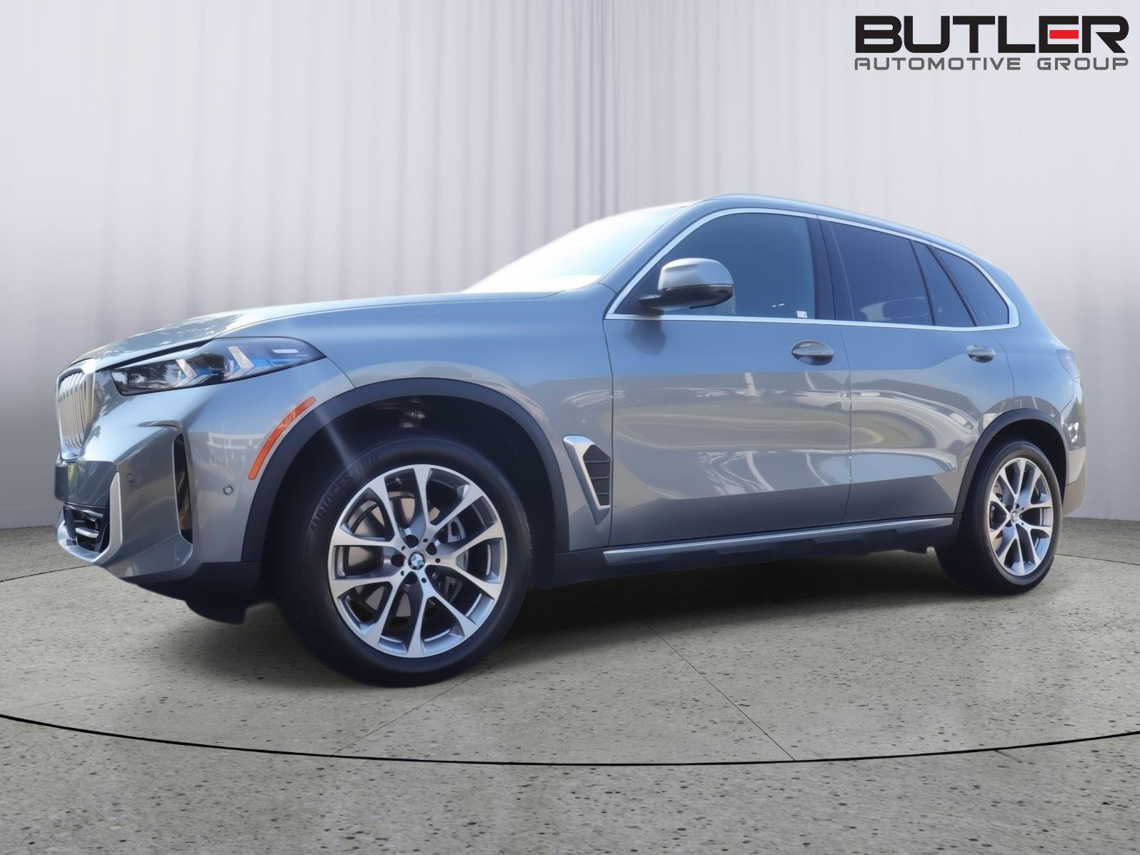Used 2024 BMW X5 sDrive40i w/ Premium Package RWD video 1
