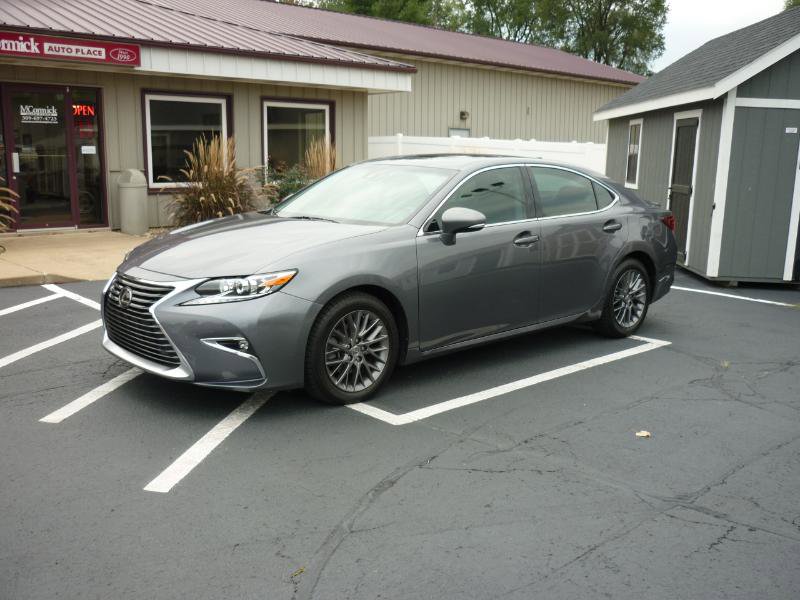 Used 2018 Lexus ES 350 w/ Premier Package image 2