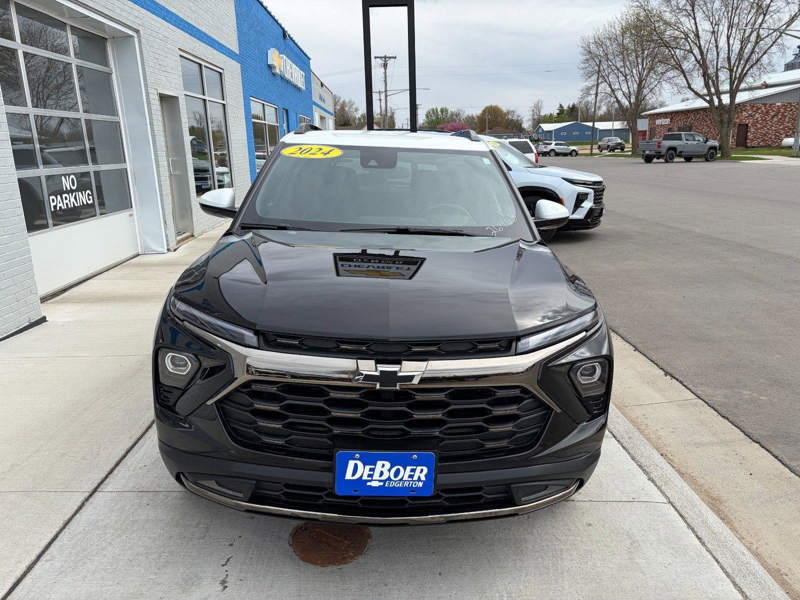 Used 2024 Chevrolet TrailBlazer ACTIV w/ Driver Confidence Package AWD/4WD image 7