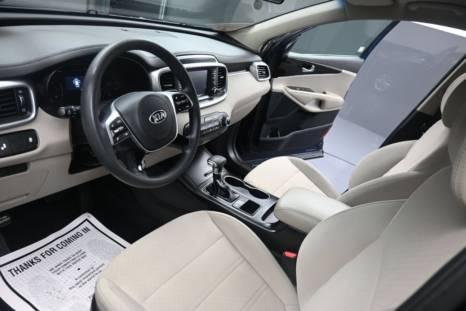 Used 2019 Kia Sorento AWD image 18