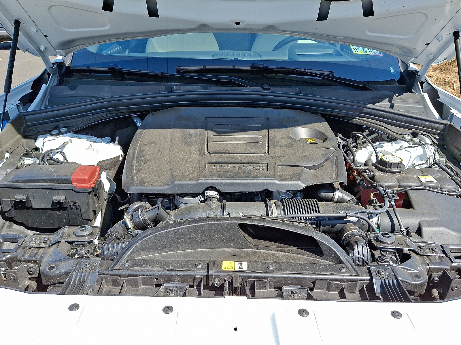 Used 2026 Jaguar F-PACE R-Dynamic S image 27