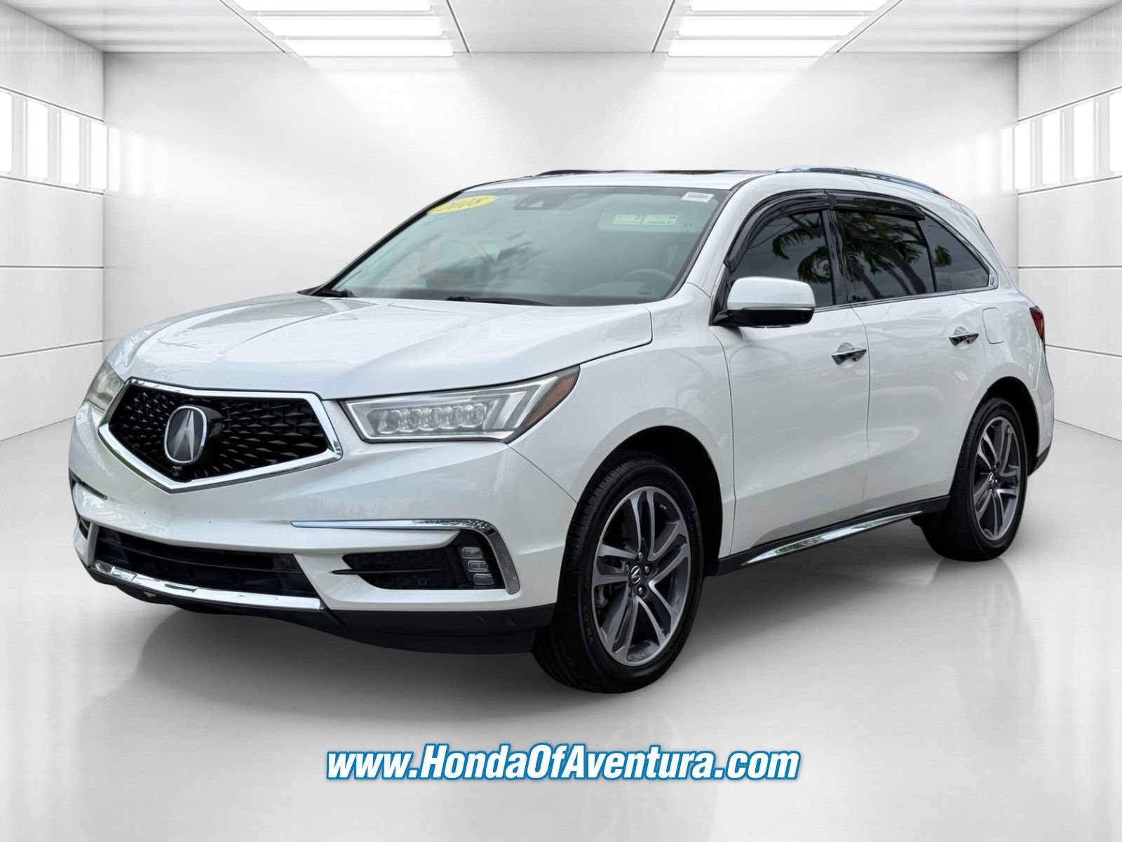 Used 2018 Acura MDX w/ Advance & Entertainment Pac FWD image 3
