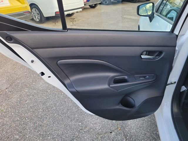 Used 2024 Nissan Versa SV FWD image 29