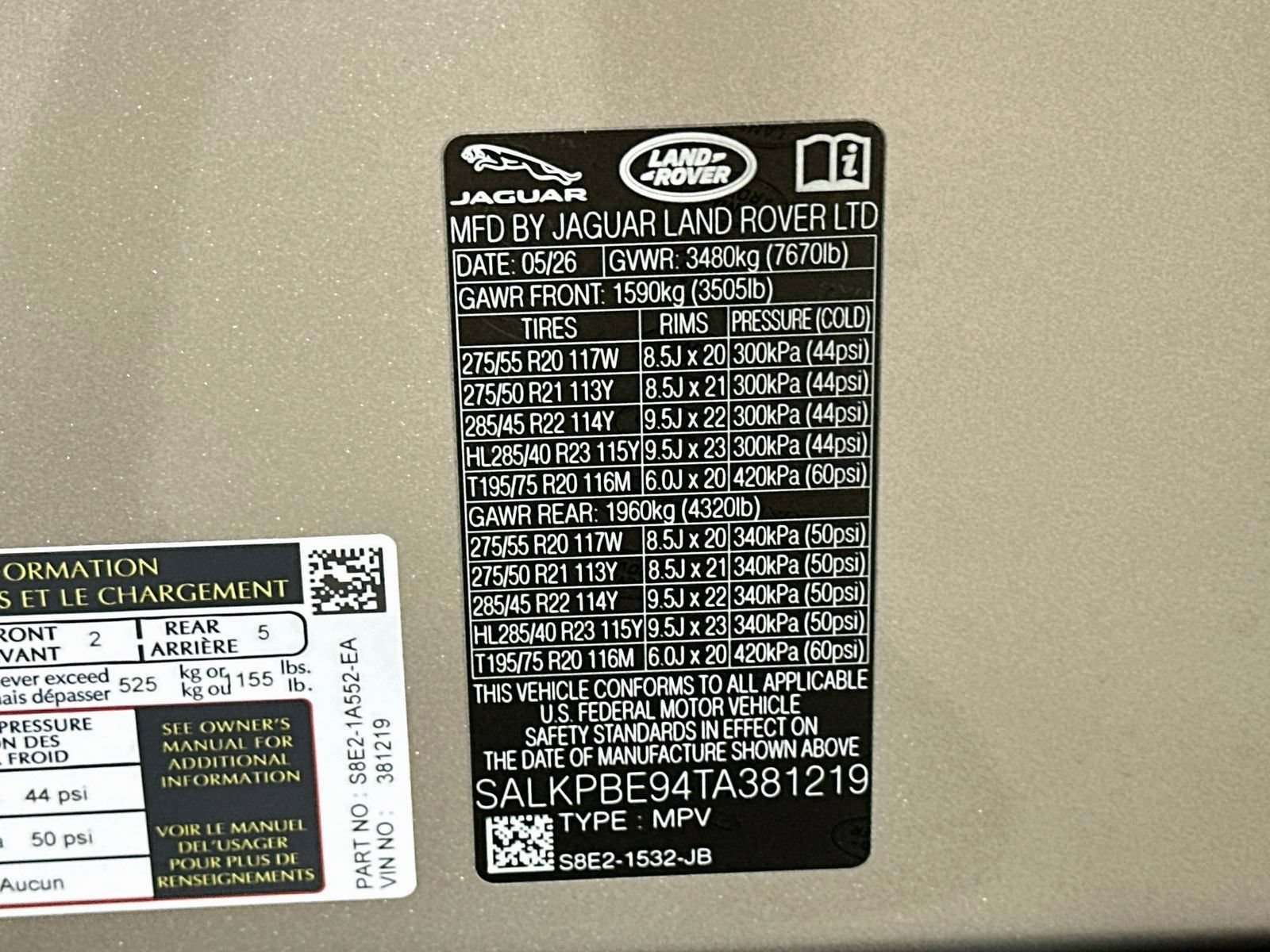 New 2026 Land Rover Range Rover Long Wheelbase SE AWD/4WD image 48